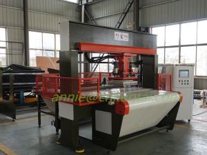 Lodveida griešanas mašīna